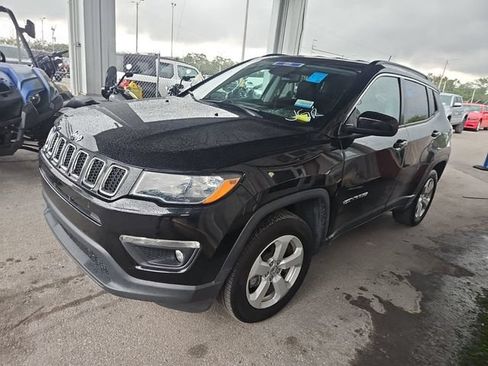 Used 2021 Jeep Compass Latitude AWD/4WD image 1