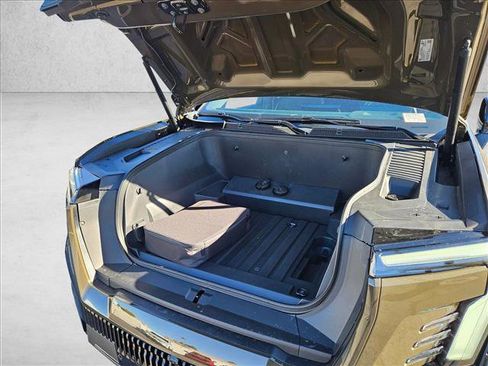 New 2026 GMC Sierra EV Elevation image 16