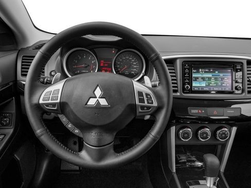 Used 2016 Mitsubishi Lancer ES FWD image 7