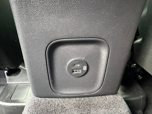 Certified 2022 Ford Escape SEL AWD/4WD image 23