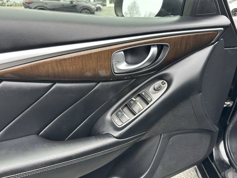 Used 2018 INFINITI Q50 Luxe w/ Essential Package (3.0T Luxe) image 16
