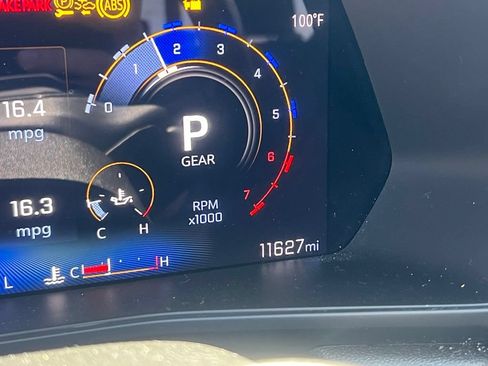 Used 2025 Chevrolet Colorado Trail Boss AWD/4WD image 12