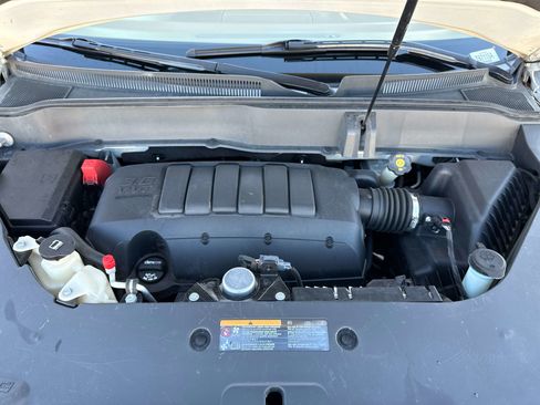 Used 2015 Buick Enclave Leather image 9