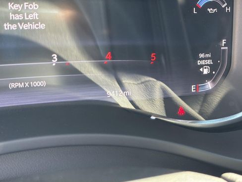 Used 2026 RAM 2500 Laramie AWD/4WD image 11