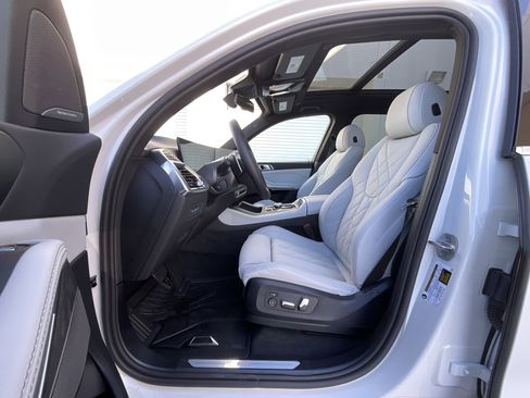 New 2026 BMW X5 sDrive40i w/ Premium Package image 10