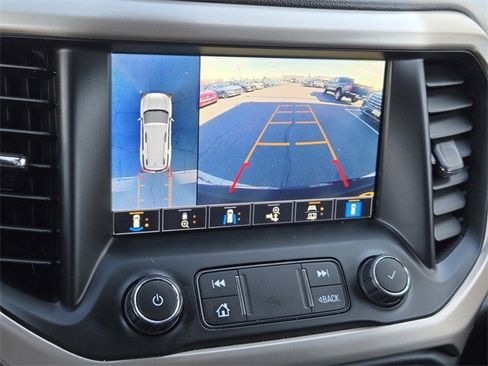 Used 2021 GMC Acadia Denali w/ Denali Technology Package image 15