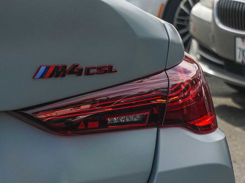Used 2023 BMW M4 CSL image 11