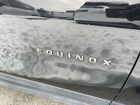 Used 2024 Chevrolet Equinox LT FWD image 11