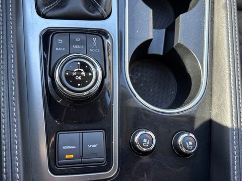 Used 2017 Nissan Maxima Platinum image 42