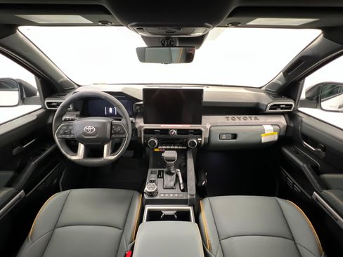 New 2026 Toyota Tacoma 4x4 Double Cab Hybrid image 9
