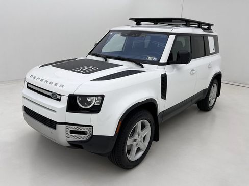 Used 2020 Land Rover Defender 110 S AWD/4WD image 4