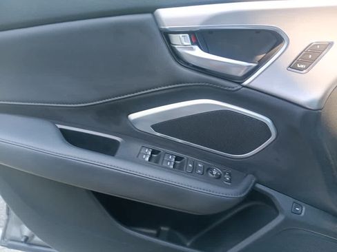 Used 2024 Acura RDX SH-AWD image 15
