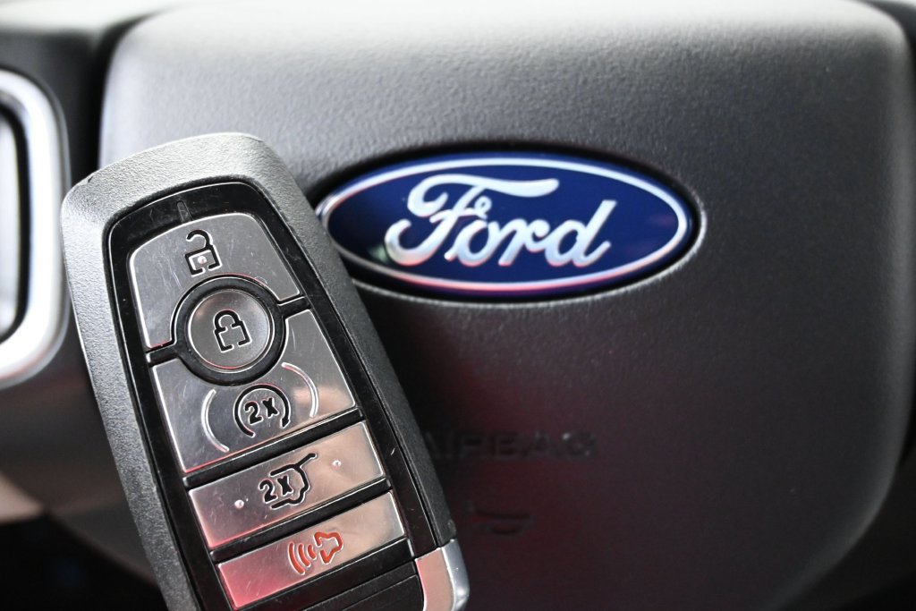 Used 2025 Ford Expedition Max Platinum AWD/4WD image 48