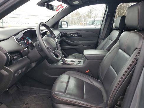 Used 2023 Chevrolet Traverse RS w/ LPO, Floor Liner Package image 5