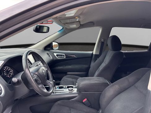 Used 2016 Nissan Pathfinder SV image 9