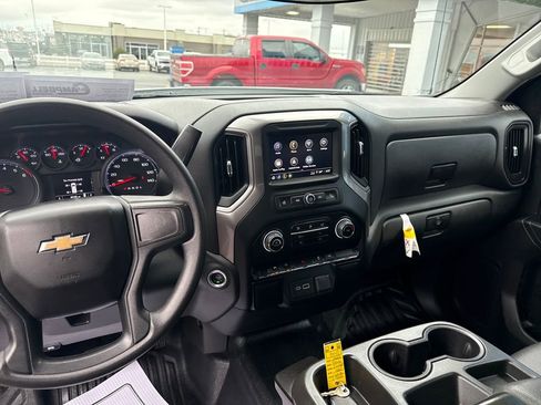 Used 2023 Chevrolet Silverado 1500 W/T image 15