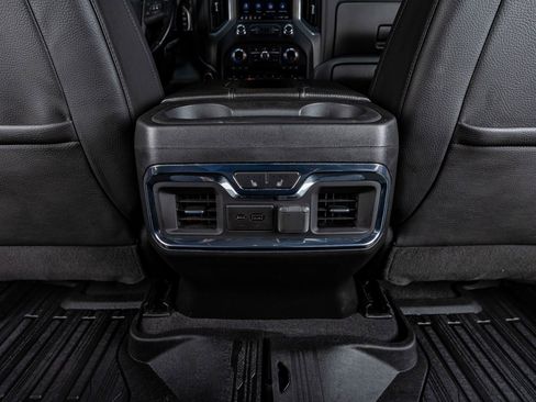 Used 2020 GMC Sierra 3500 Denali w/ Denali Ultimate Package image 32