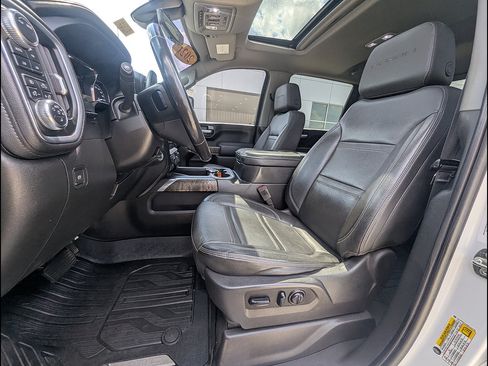 Used 2021 GMC Sierra 3500 Denali w/ Denali Ultimate Package AWD/4WD image 21