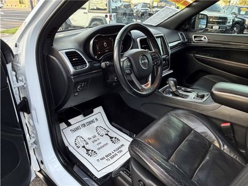 Used 2017 Jeep Grand Cherokee Trailhawk w/ Trailhawk Luxury Group image 67