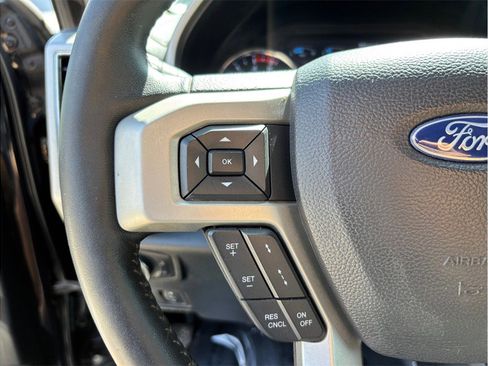 Used 2020 Ford F350 Lariat w/ Lariat Ultimate Package image 28