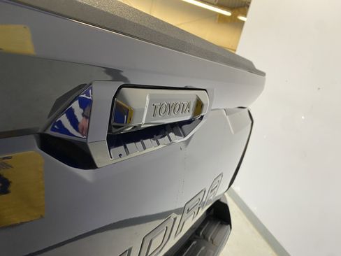 Used 2025 Toyota Tundra Limited image 18