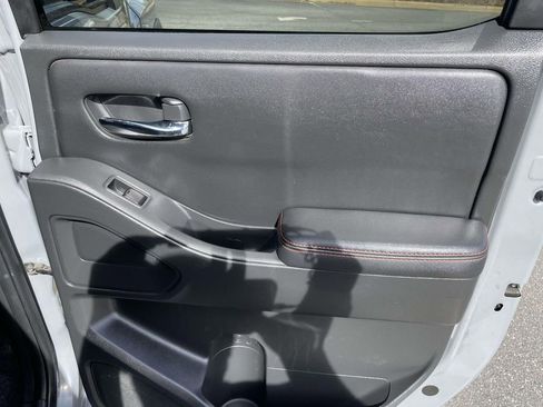 Used 2023 Nissan Frontier PRO-4X w/ Pro-4X Premium Package image 44