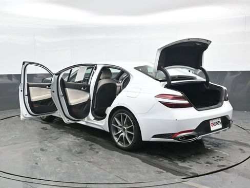 Used 2024 Genesis G70 2.5T image 47