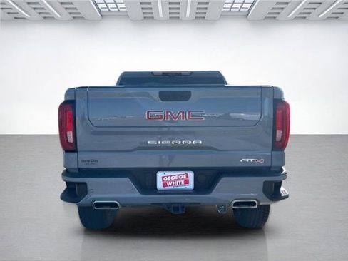 Used 2024 GMC Sierra 1500 AT4 w/ Technology Package image 5