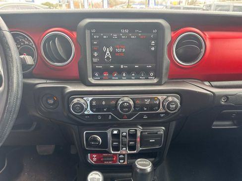 Used 2021 Jeep Gladiator Rubicon image 24
