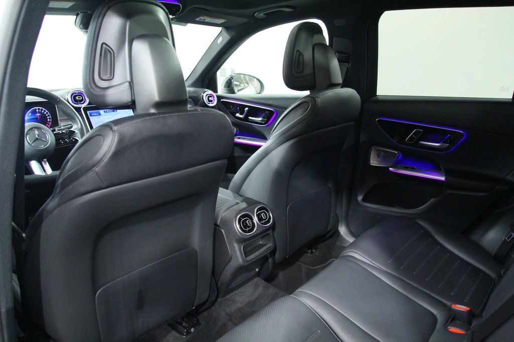 Certified 2025 Mercedes-Benz GLC 350e 4MATIC image 28