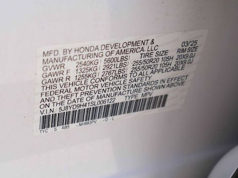 Certified 2025 Acura MDX FWD w/ Technology Package image 21
