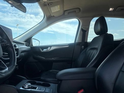 Used 2021 Ford Escape SEL w/ Technology Package FWD image 36