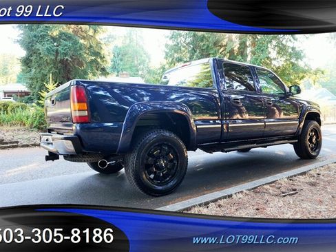 Used 2001 Chevrolet Silverado 2500 LS w/ Off-Road Skid Plate Pkg AWD/4WD image 9