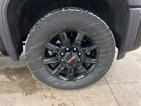 Certified 2025 GMC Sierra 2500 AT4 w/ AT4 Premium Plus Package image 21