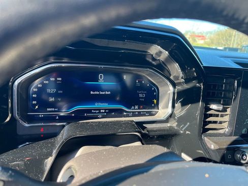 Used 2024 Chevrolet Silverado 1500 ZR2 image 9