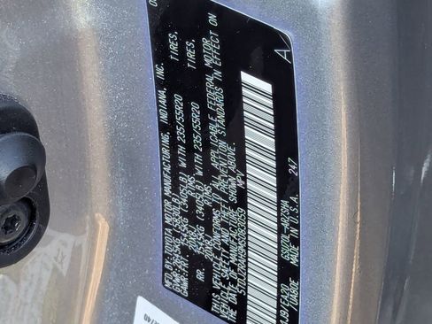 Used 2021 Toyota Highlander XSE image 10