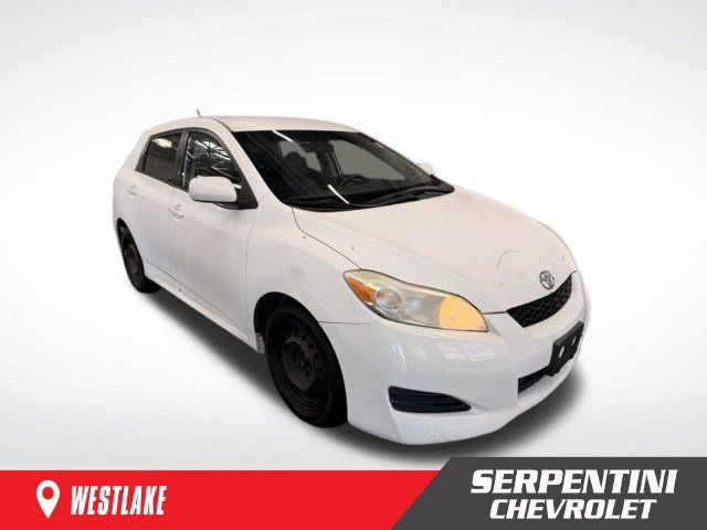 Used 2009 Toyota Matrix FWD image 1