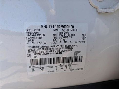 Used 2021 Ford Explorer XLT w/ Equipment Group 202A RWD image 17