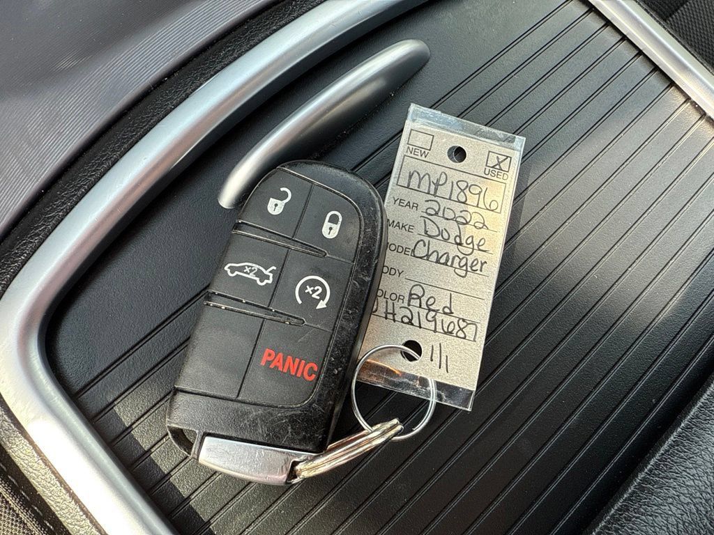 Used 2022 Dodge Charger SXT RWD image 15