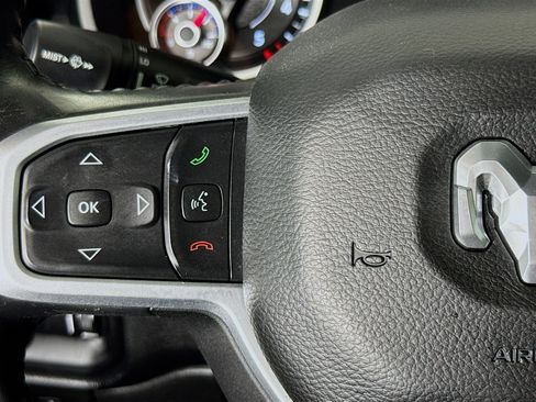 Used 2020 RAM 1500 Big Horn RWD image 11