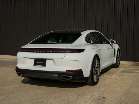New 2026 Porsche Panamera image 10