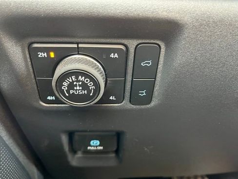 New 2026 Ford Expedition Tremor image 29