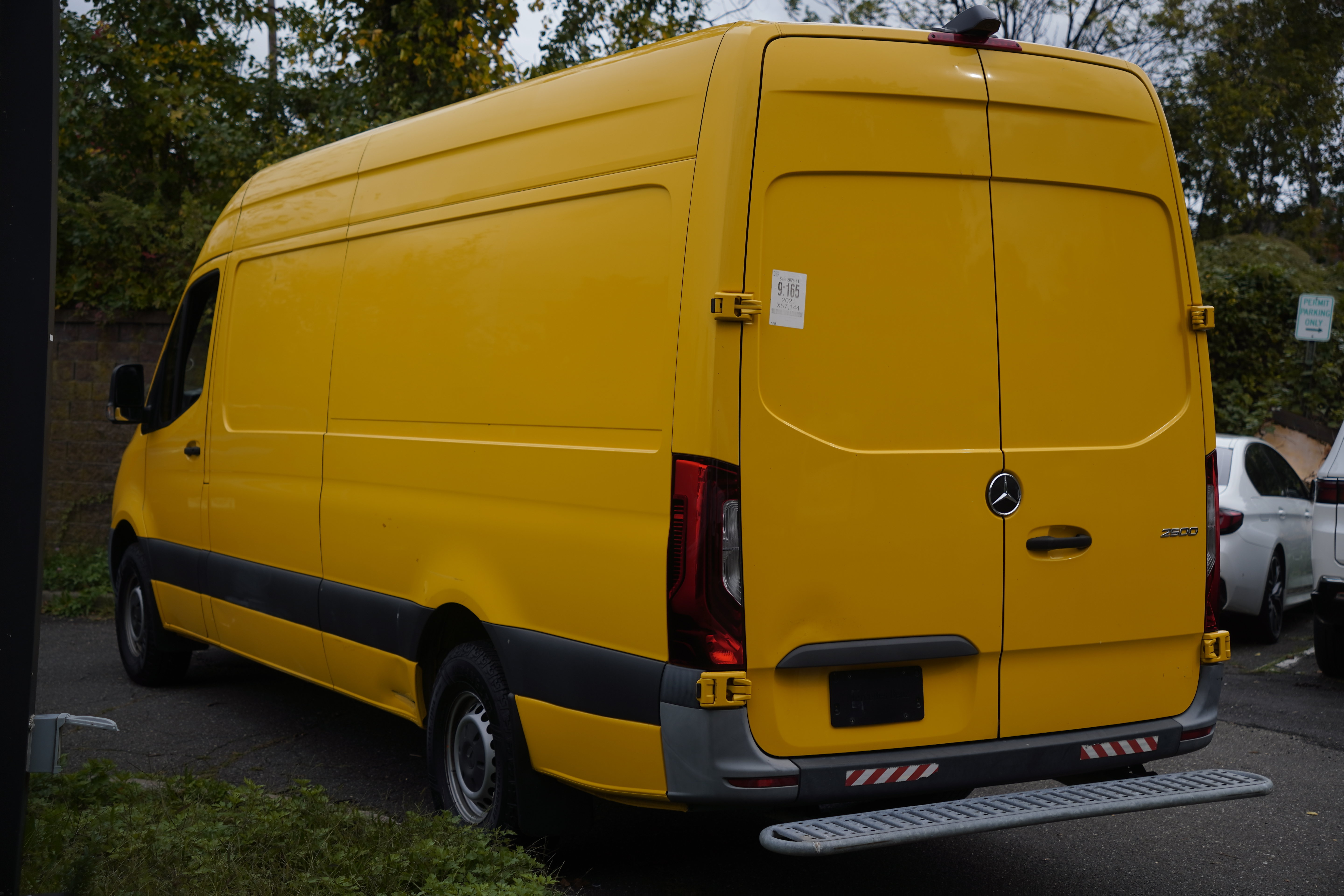 Used 2021 Mercedes-Benz Sprinter 2500 w/ Acoustic Package image 5