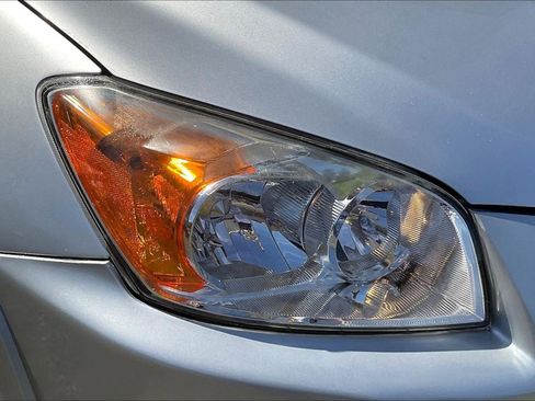 Used 2011 Toyota RAV4 Limited w/ Limited Extra Value Pkg image 31