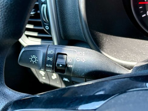 Certified 2021 Kia Sportage LX w/ LX AWD Popular Package image 28