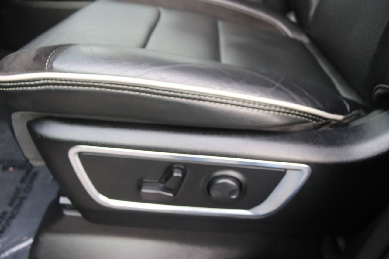 Used 2025 RAM 1500 Laramie AWD/4WD image 52