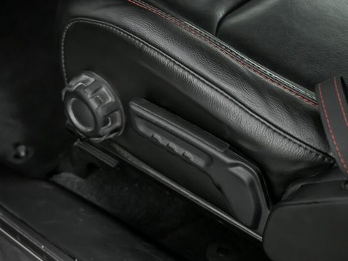 Used 2021 Jeep Wrangler Unlimited Rubicon AWD/4WD image 21