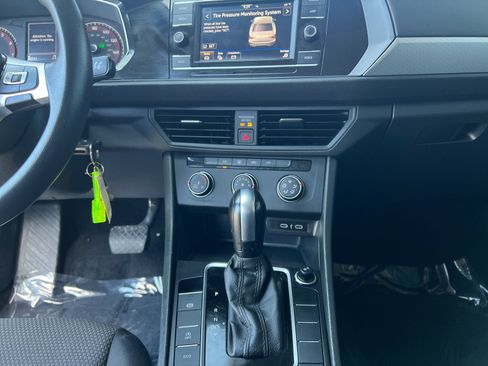 Used 2020 Volkswagen Jetta S FWD image 11