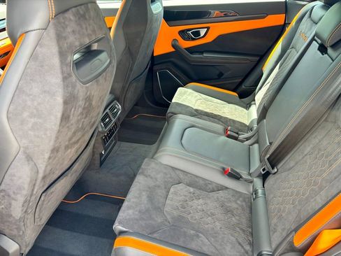 Used 2024 Lamborghini Urus S AWD/4WD image 22