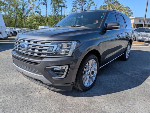 Used 2018 Ford Expedition Limited w/ Equipment Group 302A image 4
